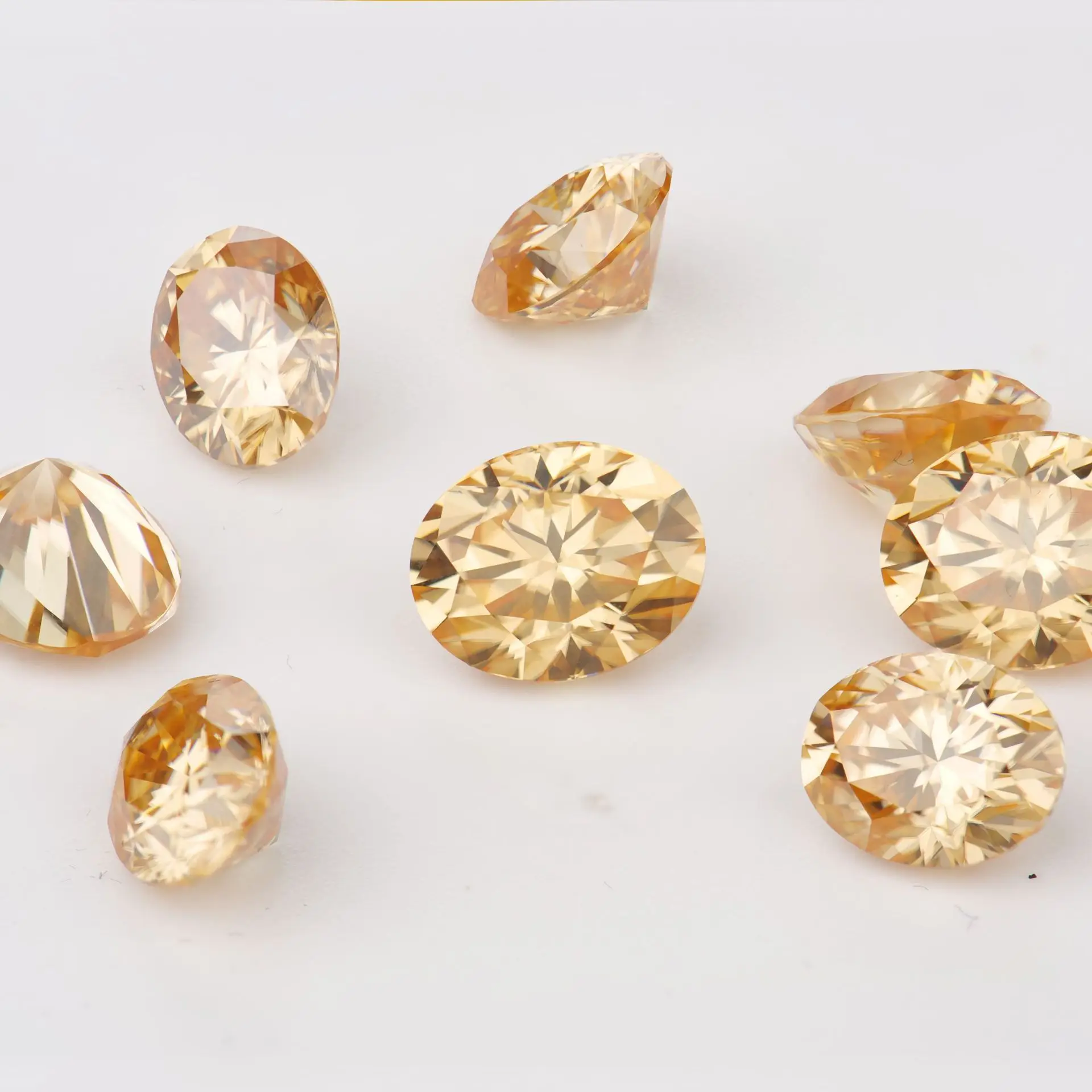 Wholesale multicolored vvs oval cut loose moissanite stone yellow pink gra certified moissanite loose diamond