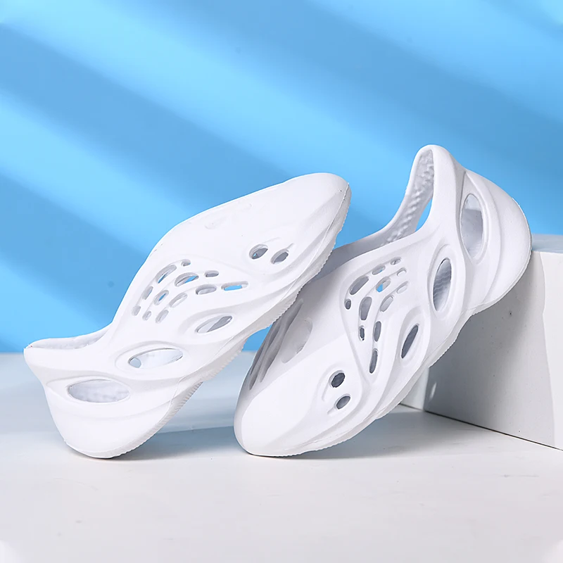  Новейший дизайн 2021 лидер продаж модная пляжная пенопластовая дорожка Yeezy мужская и женская Стильная обувь из ЭВА с отверстиями Спортивная Песочная