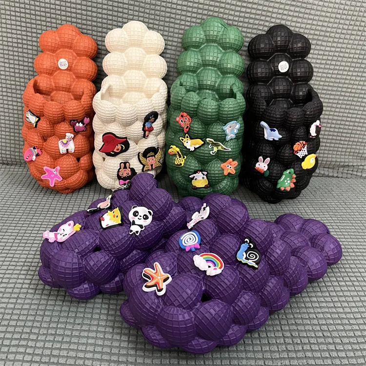 High Quality New Brand Lady Women Flip Flops Men Slides Footwear House Massage Bubble Slippers with Charms