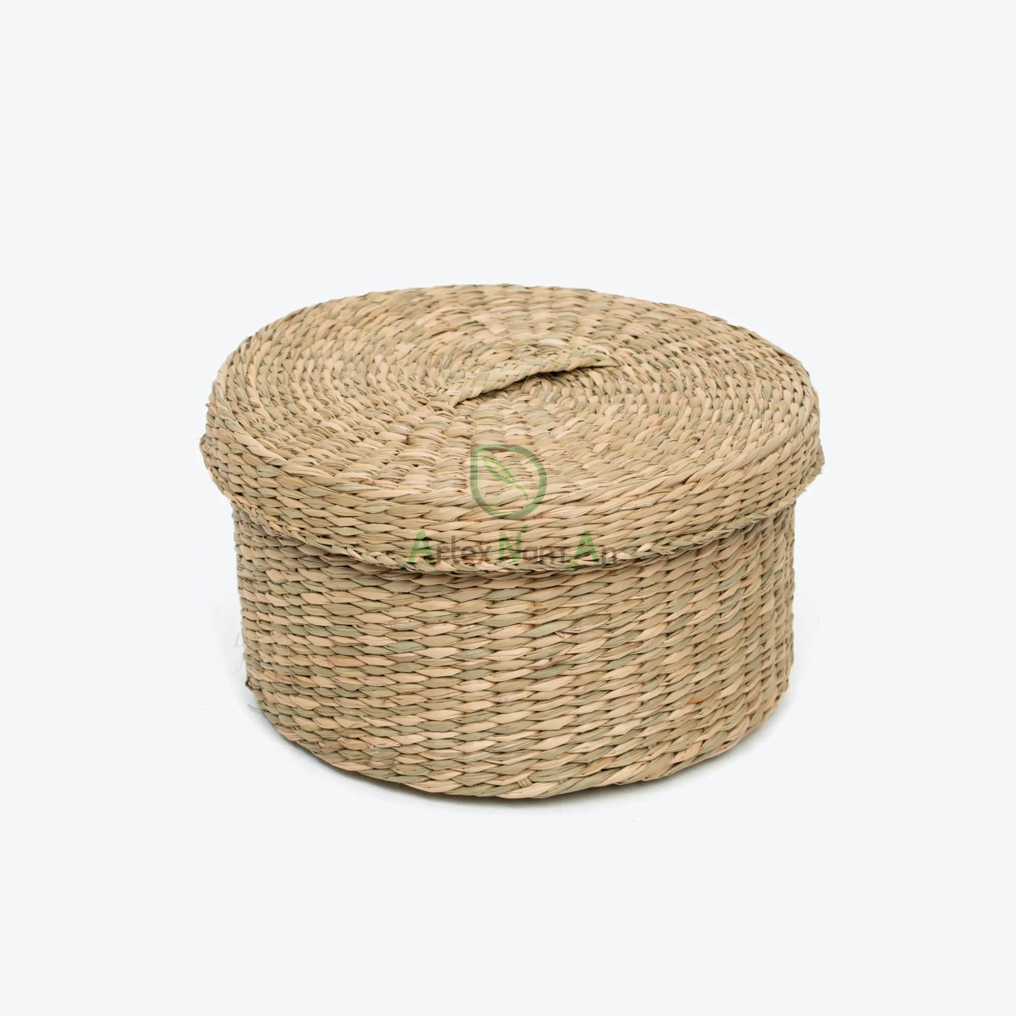 Eco-friendly round seagrass storage box with lid also seagrass holder basket