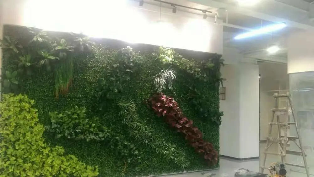 UV Plastic Grass and Leaves Plant Artificial Vertical Green Hedge Wall for Outdoor Boxwood Mat Decoration