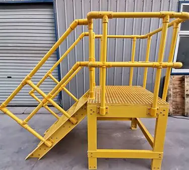 Easily Installed Factory Direct Sell High Strength Insulated Fiber Glass Step Platform Ladder