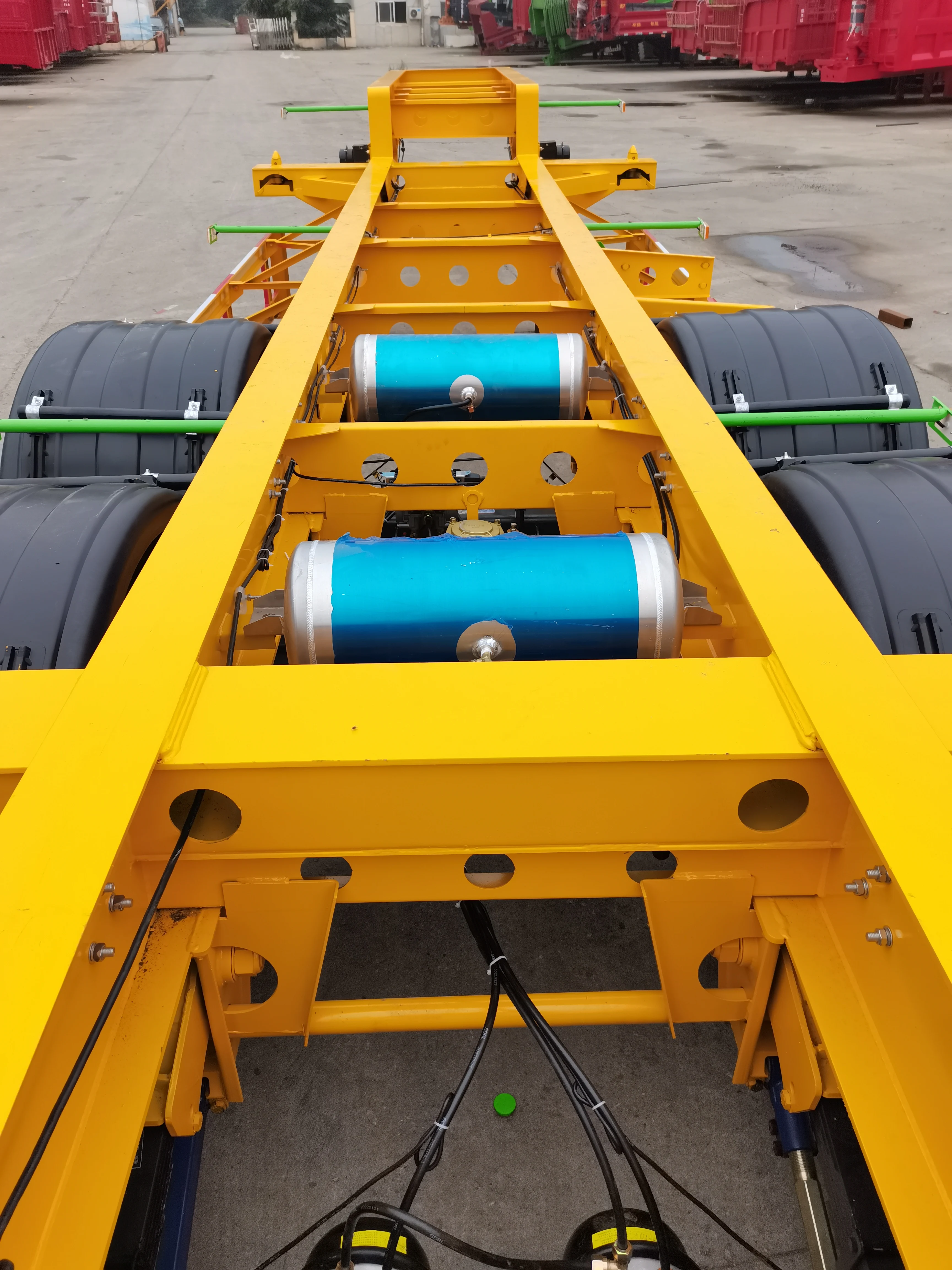 Online wholesale high environmental protection 3 axis 20 feet road railway combined transport container semi trailer chassis con