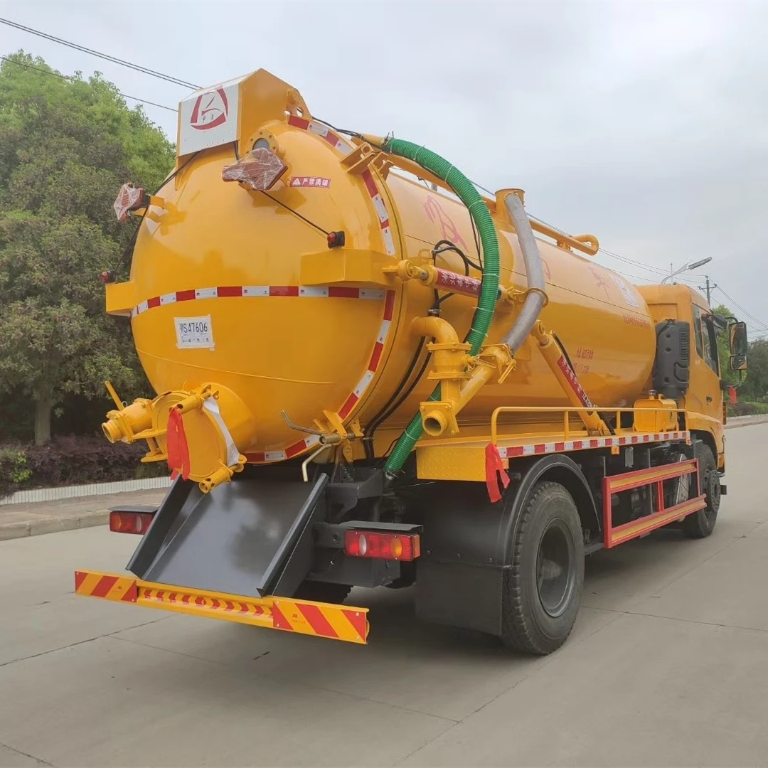 Dongfeng  4X2 Suction Sewage Sewer tanker Water Tank  Suction Cleaning Trucks