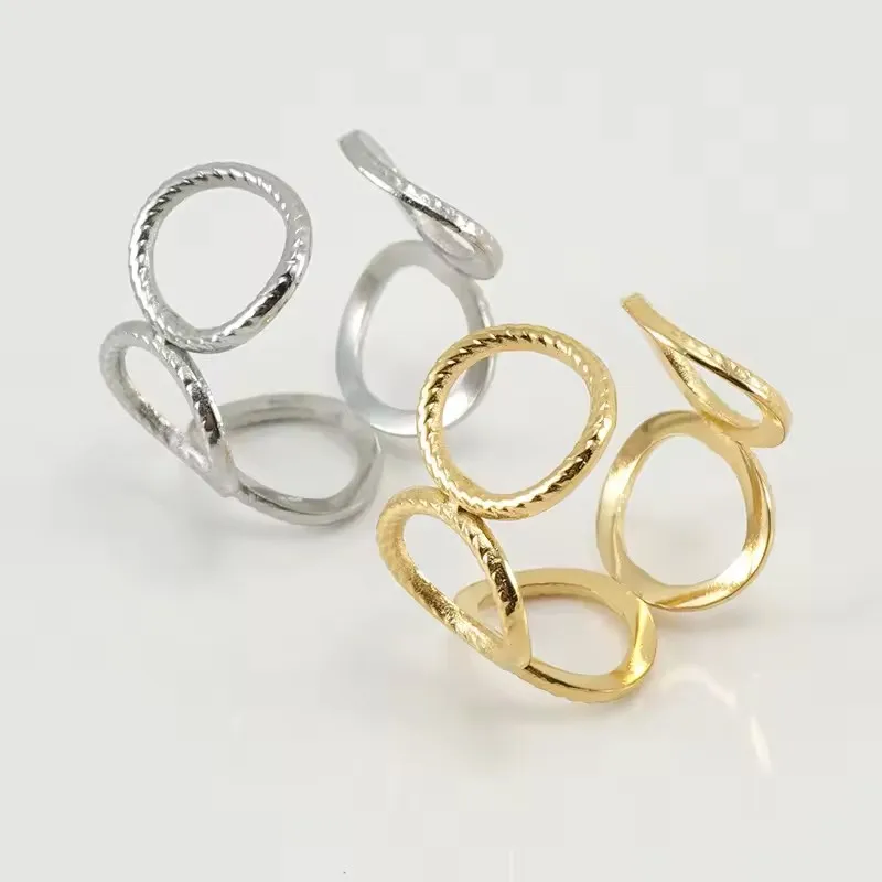 Titanium steel interlocking one-size ring for women, 18K stainless steel personalized movable adjustable ring fashion jewelry