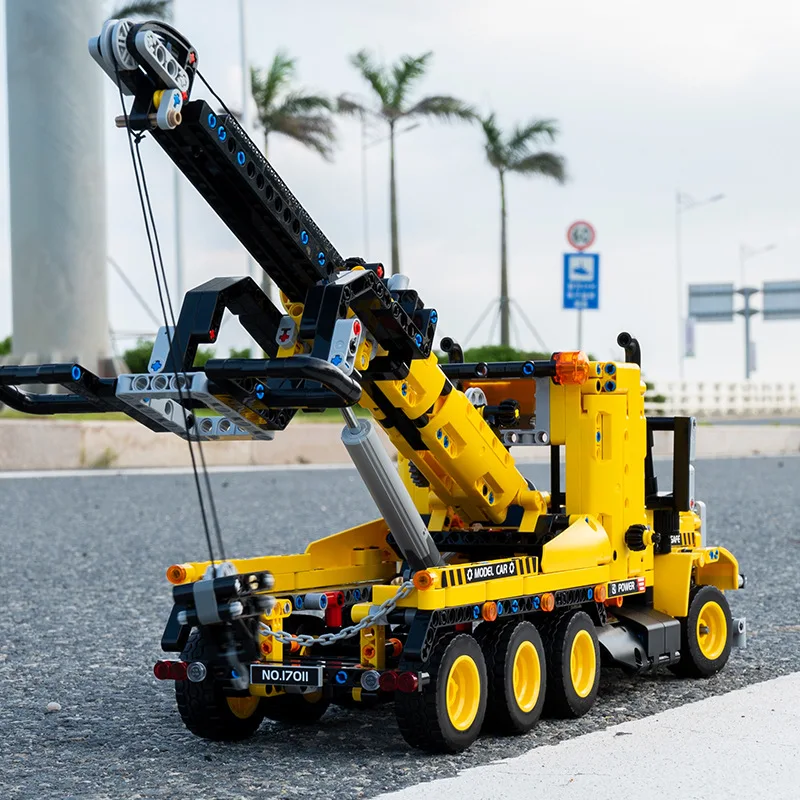 2024 Newest King Mould Moc Tow off-road Truck Model Building Blocks Bricks Educational Kids DIY High-Tech Toys 17011 shantou toy