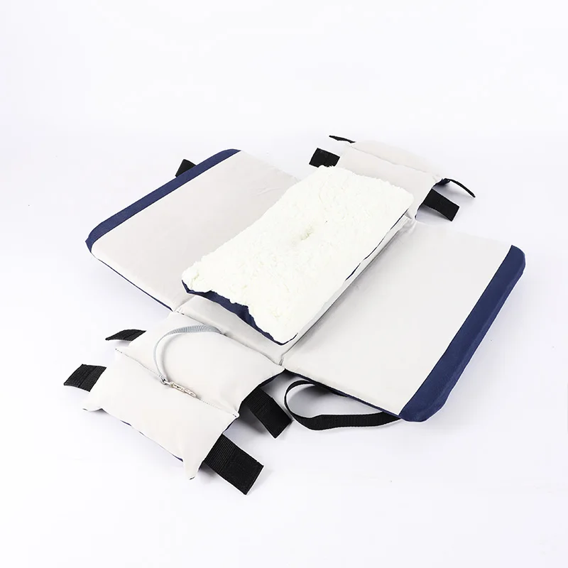 durable new patented style Dog Booster Car Seat Center Console Cat Travel Seat hot selling on line