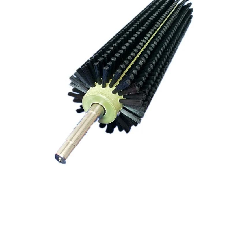 Roller brush for cleaning glass