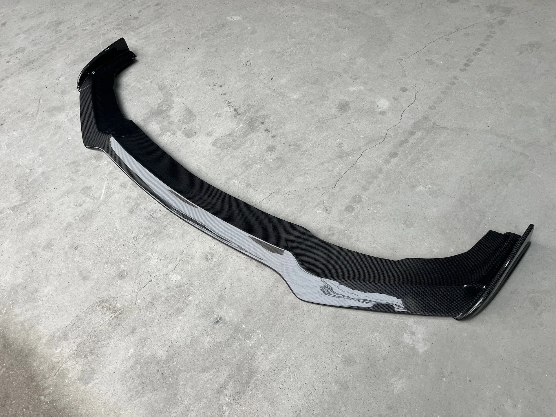 MRD for Infiniti Q50 2018+ Red Sports or normal one-piece style carbon fiber front lip front bumper Lip Front splitter diffuser