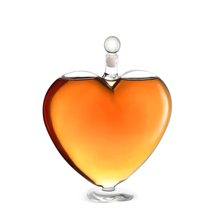 Hot Sale custom 500-1000ml Heart Shape Borosilicate Glass Wine Whiskey Decanter