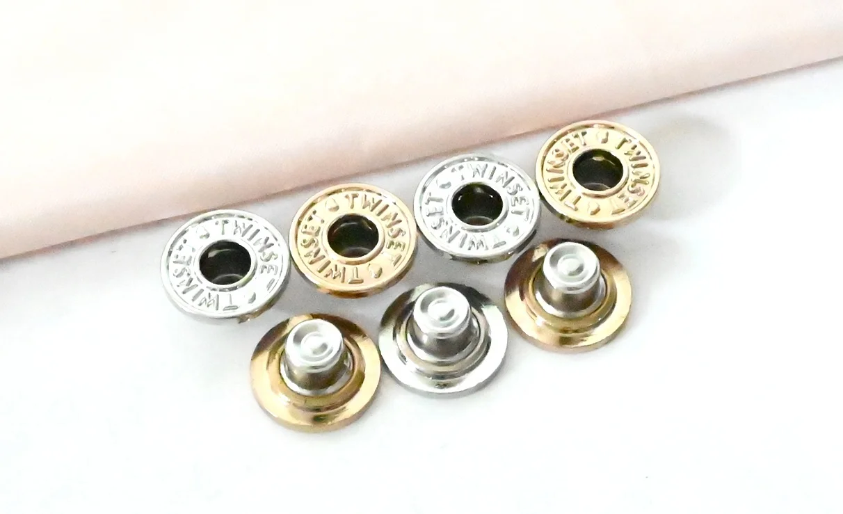 Zinc Alloy metal jacket custom logo engraved jeans button pin making machine for denim jacket jeans clothes