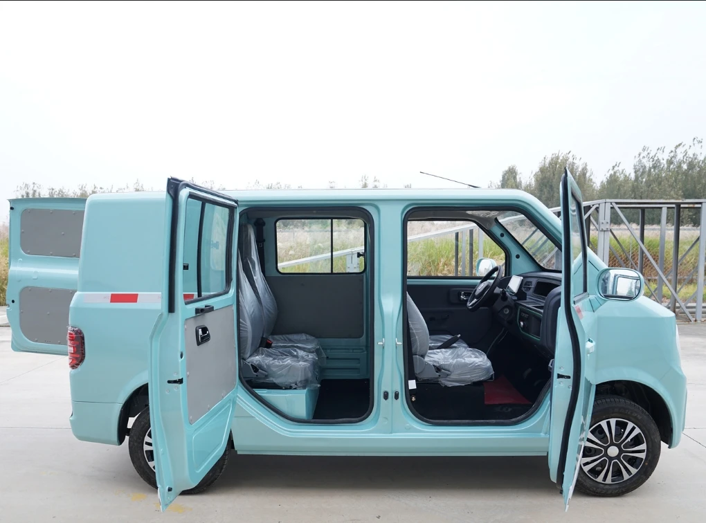 2023 Электрический пикап Wuling EV Van 4x4 с автоматической ручной коробкой передач