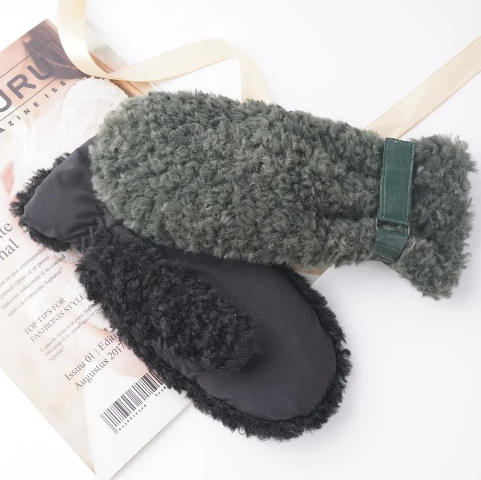 Fashion Womens Wooly Insulated Sustainable Fabric Mittens Winter Sustainable Faux Lamb Fur Mitten Gloves  With Leather Strap