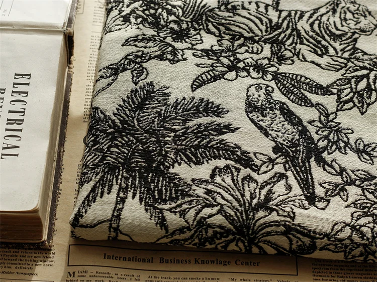 30 cotton 70 polyester Plain Black And White Jungle Wind Yarn-dyed Plant And Animal Thick Polyester-cotton Jacquard Fabric