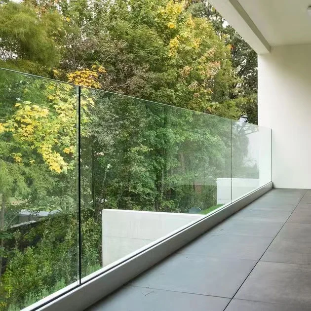 New design frameless tempered glass balcony railing with aluminum U channel glass railing system with LED light