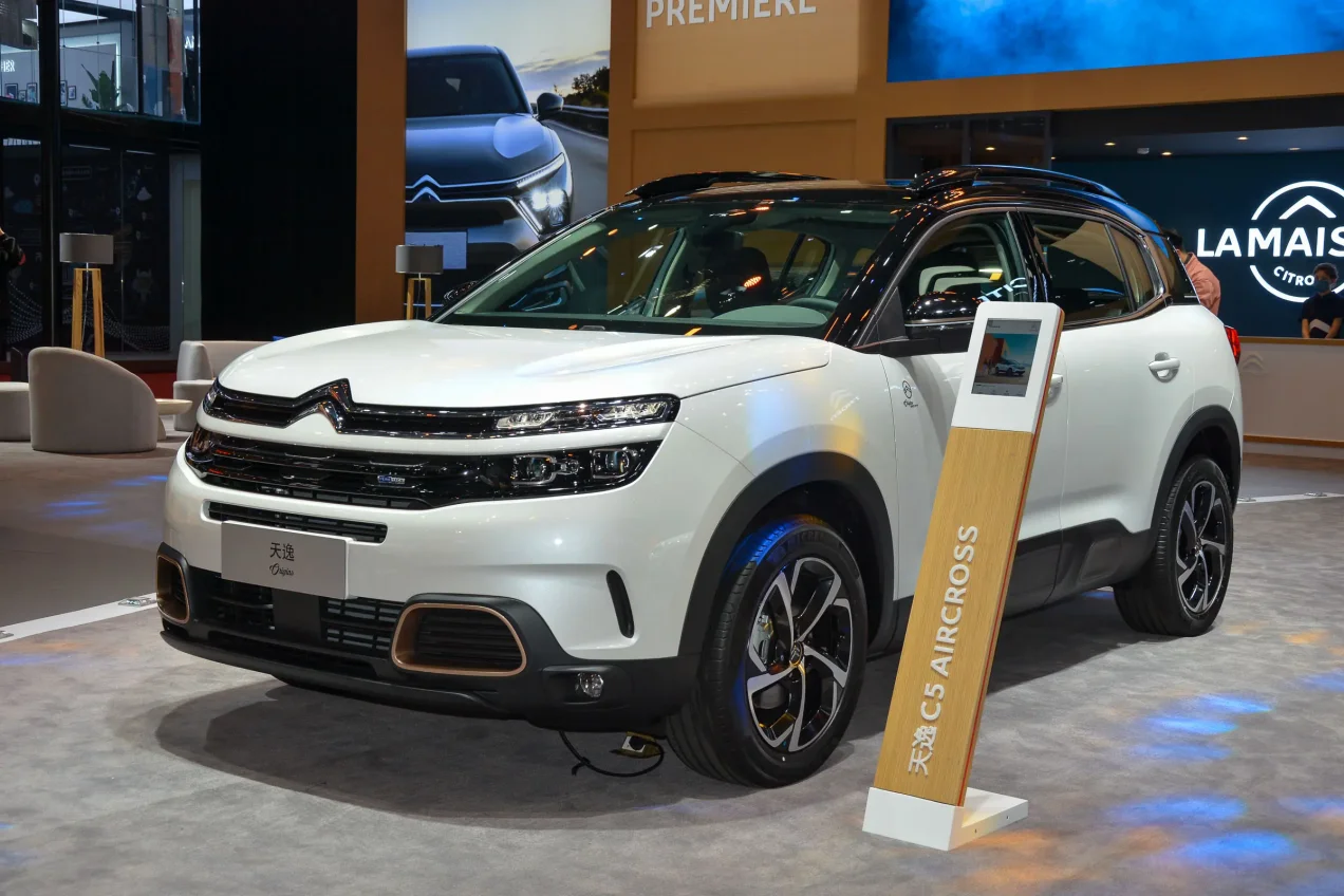 Новый автомобиль Dongfeng за пределами Tianyi C5 Aircross 2024 400thp Чемпион 2023 бензиновый внедорожник 1 8 t 6 2wd Дешевое Доступное топливо 4x4