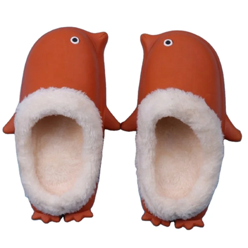 Hot Selling New Winter Animal Shaped Slippers Lovely Warm Flat Comfy Women Flip Flop Penguin Slippers For Christmas