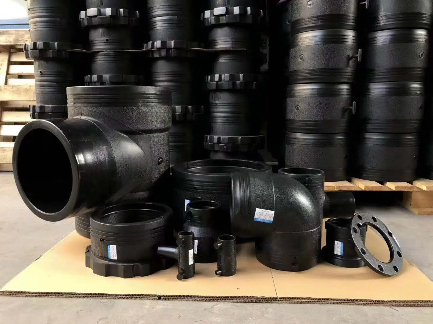 
Plumbing Pn10 HDPE Electrofusion Pipe Fitting Stub End House Price pe100 Flanges 