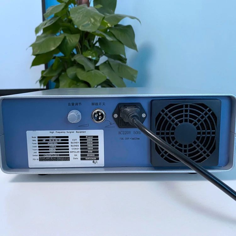 Высокое качество высокочастотный электрохирургический блок биполярный для ветеринара и человека MSL100D