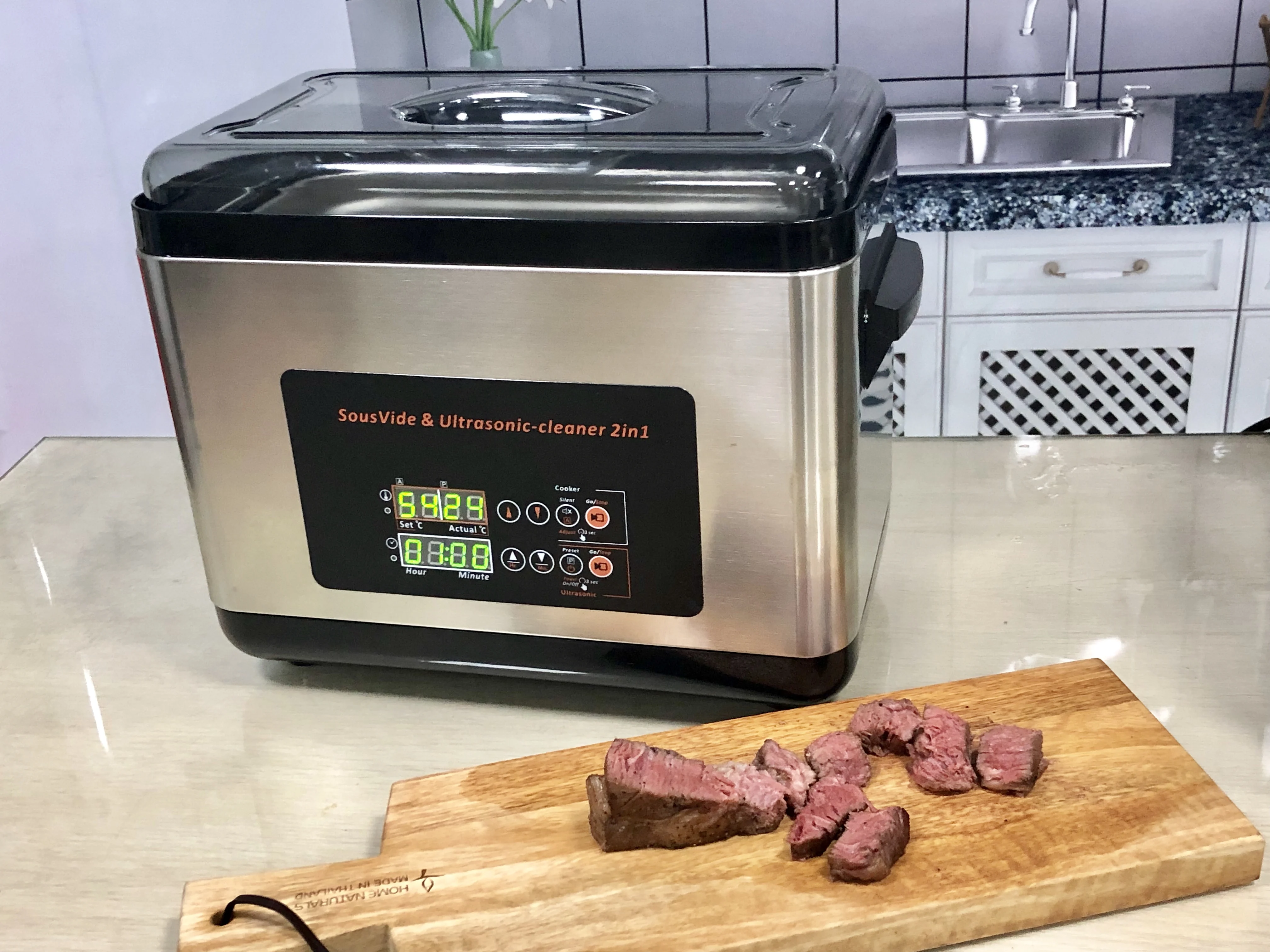 All area Even-heated Precise temperature control slow cook  Professional functions 6L water bath premium style Sous Vide Oven