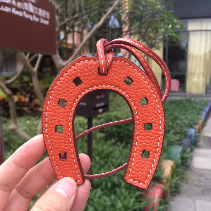 Hot Selling Handbag Hanging Tag Keyring Bag Charms Fashion Luxury Designers Leather Gift Keychain