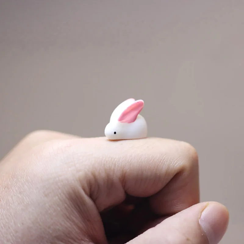 Fairy garden miniatures, rabbit ,Animal Model Figures, DIY Terrarium & Doll house Decor, Moss Landscape Accessories