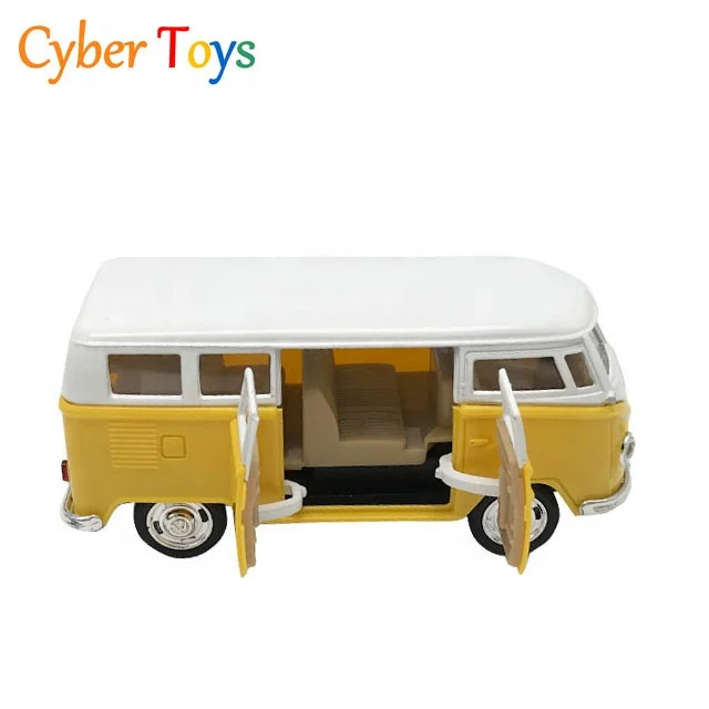 1:32 Scale  Diecast Metal Model  Pull Back Bus Open Door Toys