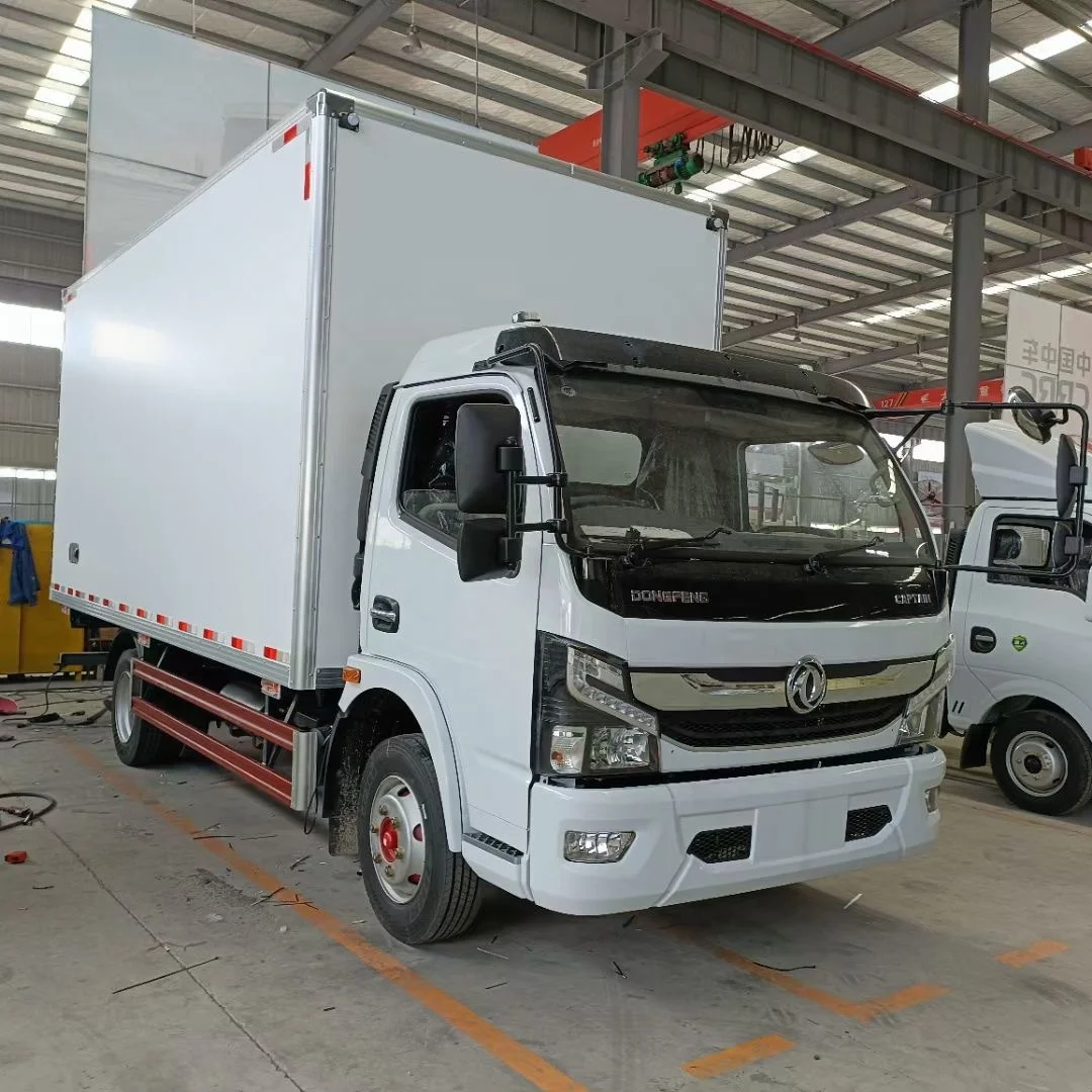 refined Chinamade 4Tons dongfeng reefer van box truck for Philippines Euro 4 diesel small new THERMO KING refrigerated truck
