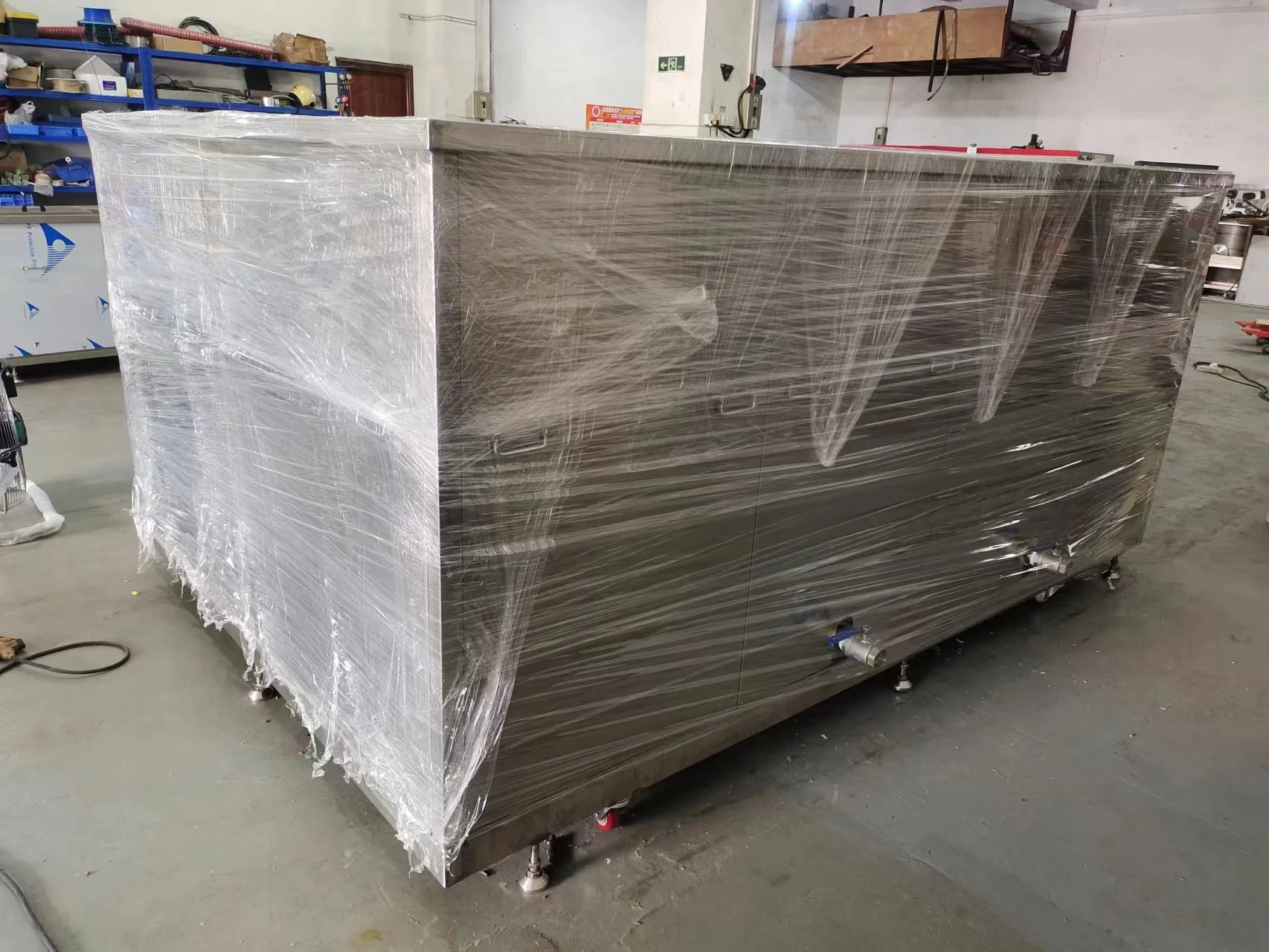 For baker trays silicon pans pots metallic cleaning 20KHz industrial ultrasonic cleaner 500L with filtration heater power