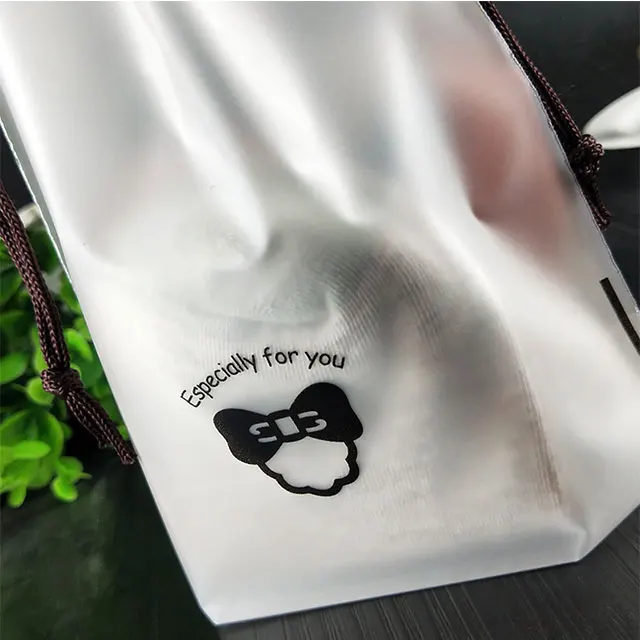 Wholesale Self-adhesive bag transparent matte clothing bag/printed packaging zipper bag with logo