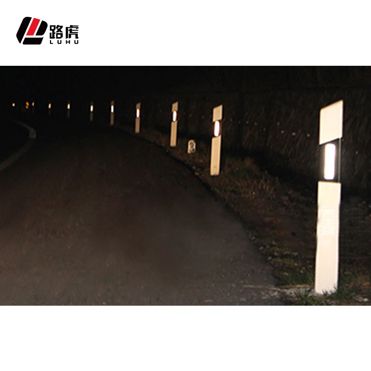 PVC Delineator Post Safety Guardrail Reflector road side guide post Delineator