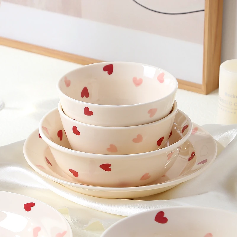 New heart design glazed plate and bowl wholesale restaurant creative tableware ceramic dinnerware sets