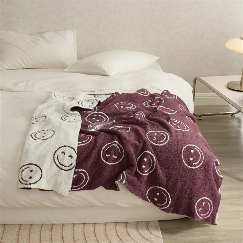 Hot sell microfiber sofa blanket  smile deign super soft cozy knitted throw blanket