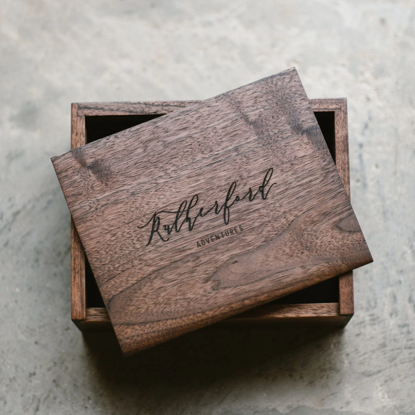 Custom Wholesale Personalize Design Memory Photo Keepsake Wooden Photo Box