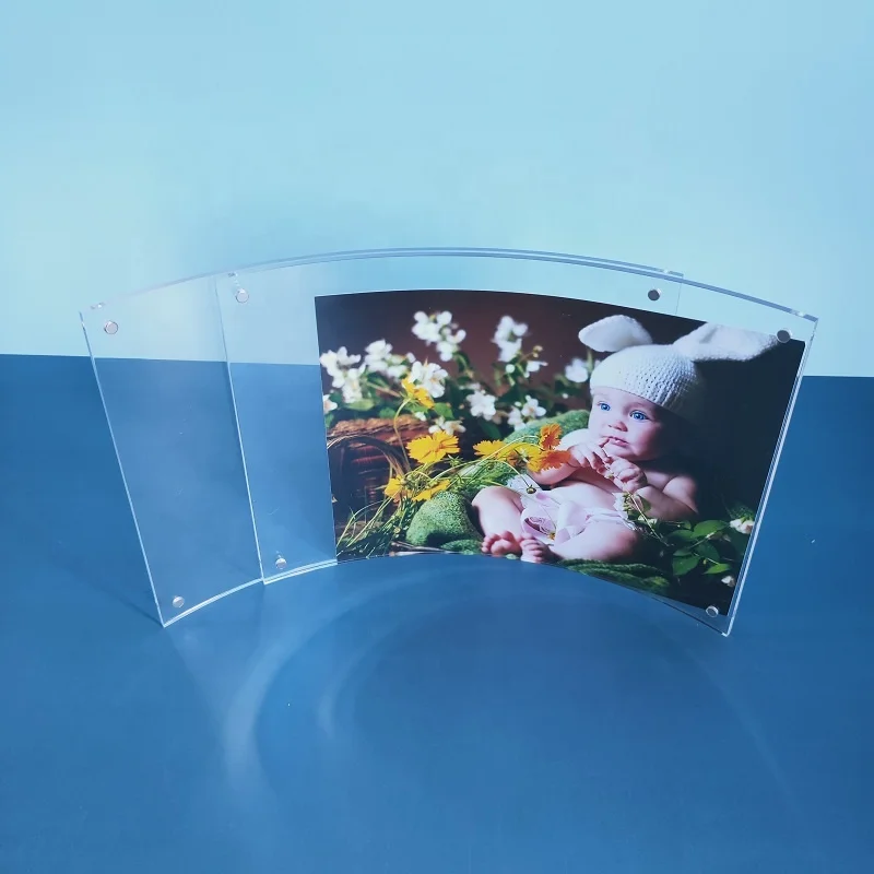 Customized Magnetic Clear Acrylic Photo Frame  Free Standing 4*6' wholesale