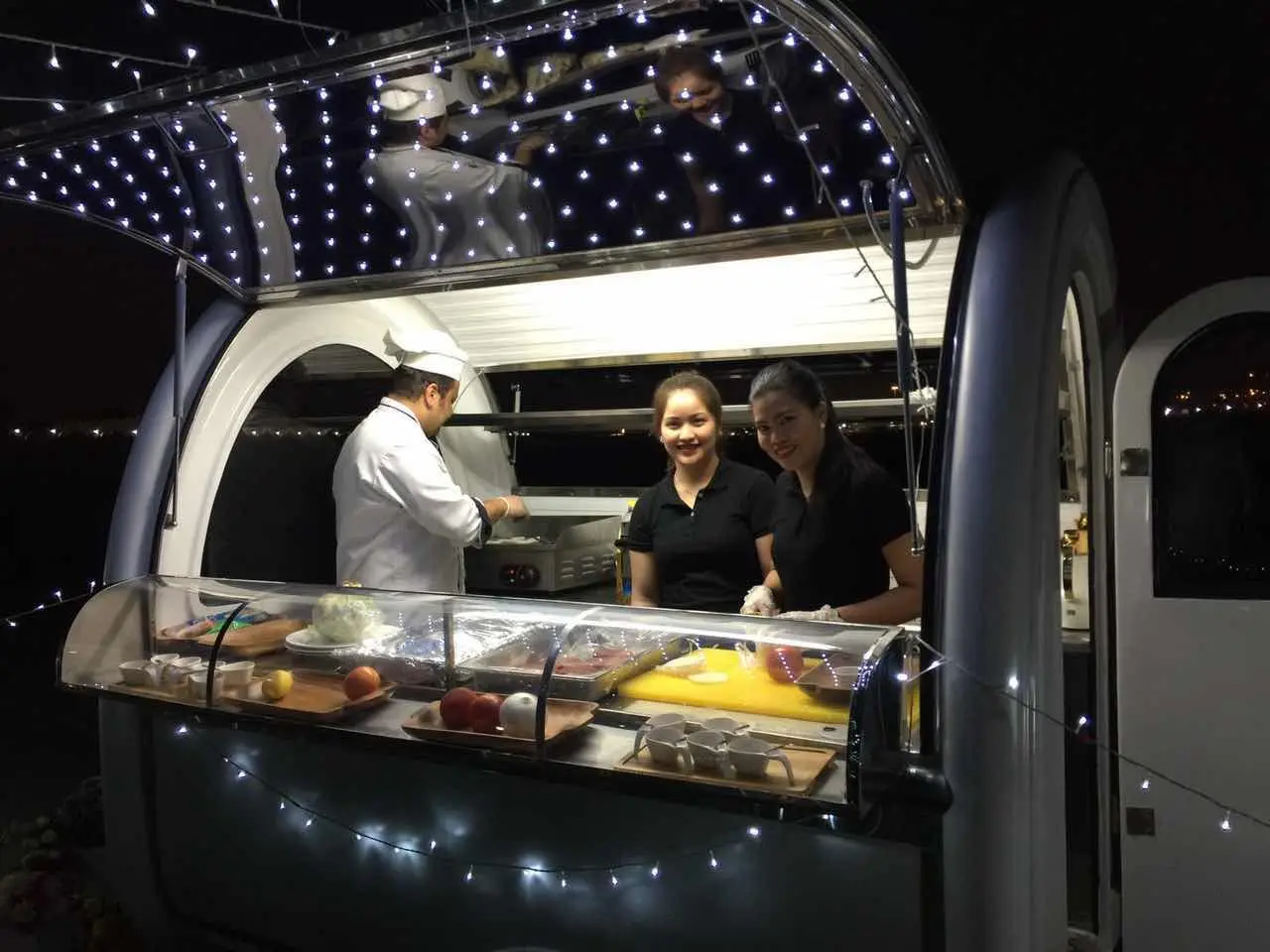 Mobile Cart Customized Ice Cream Truck Concession Crepe Aluminium Tipping Bus Van Churros Food Trailer