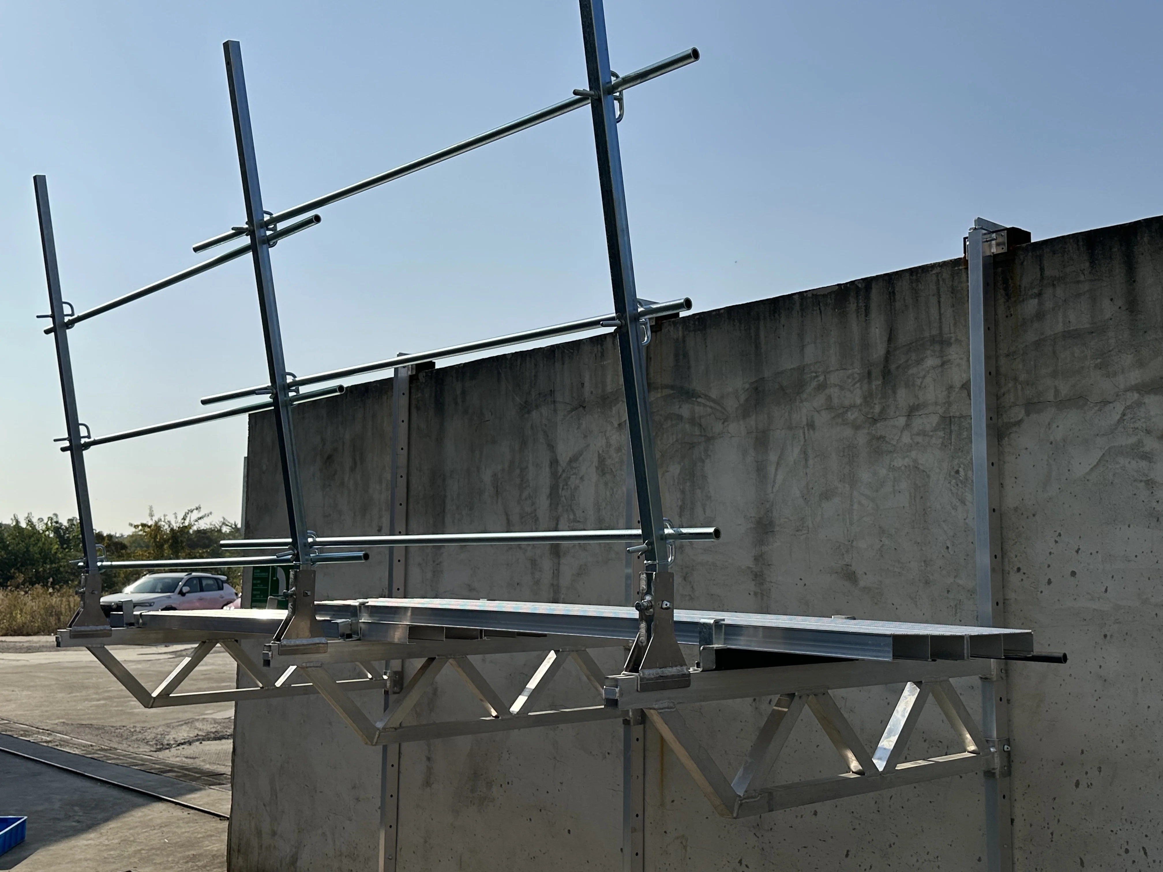 Australian Standard Aluminium hanging Scaffolding with work platform For Walk Way