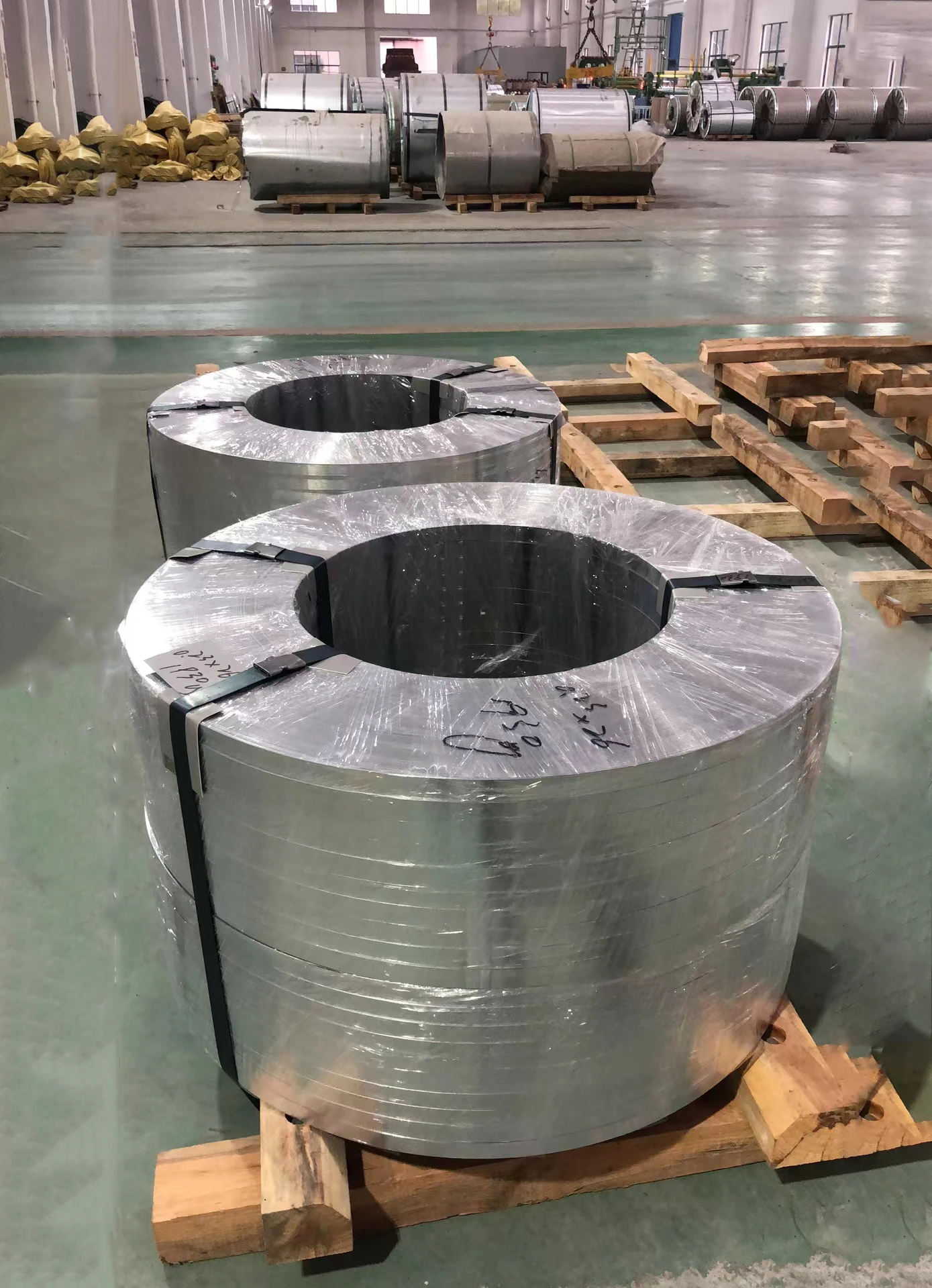 Factory Supply ETP Tinplate Coil And Gold Tin Plate Coils Rolls For Sheet Tinplate Strip