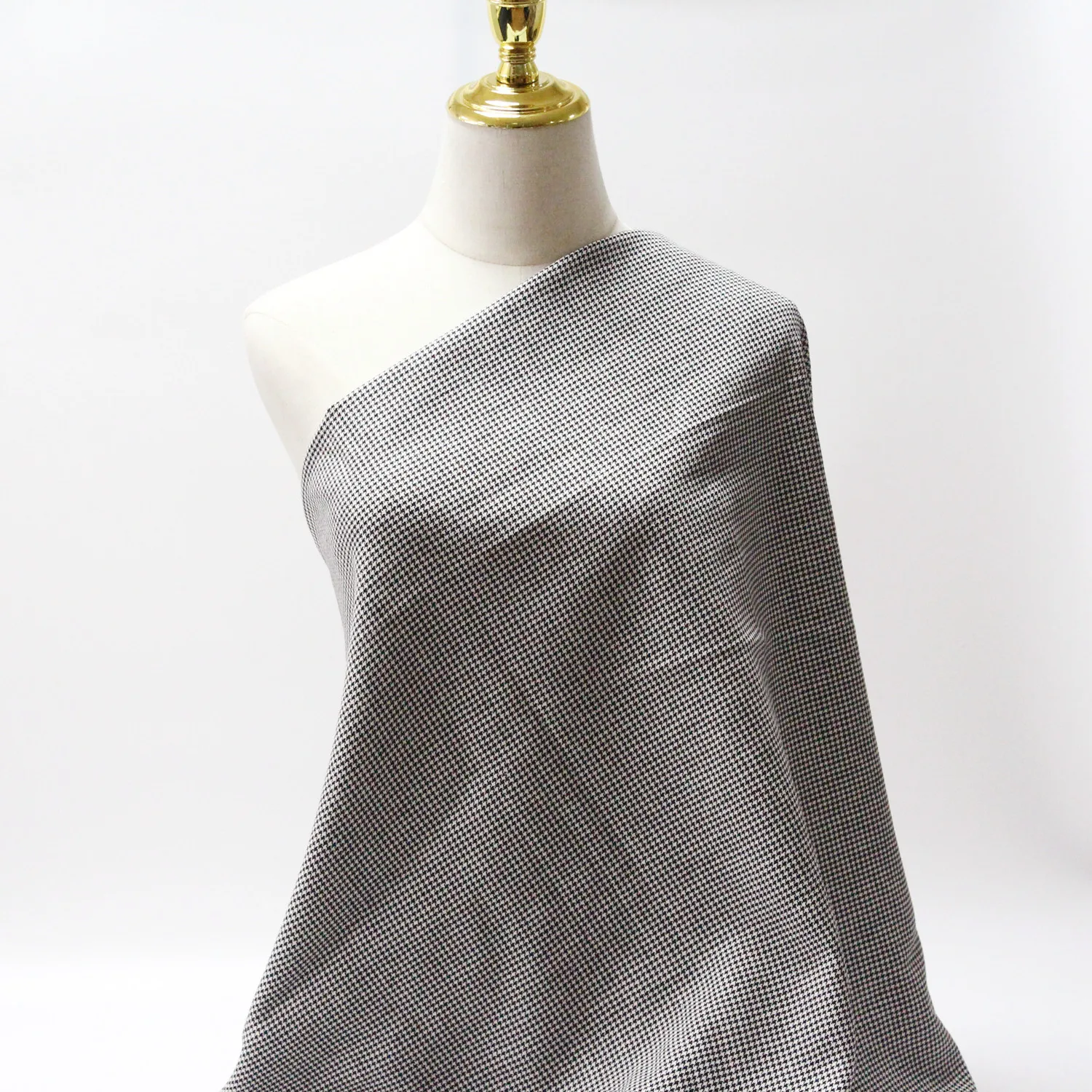 
245gsm dobby style houndstooth linen rayon fabric for garment 