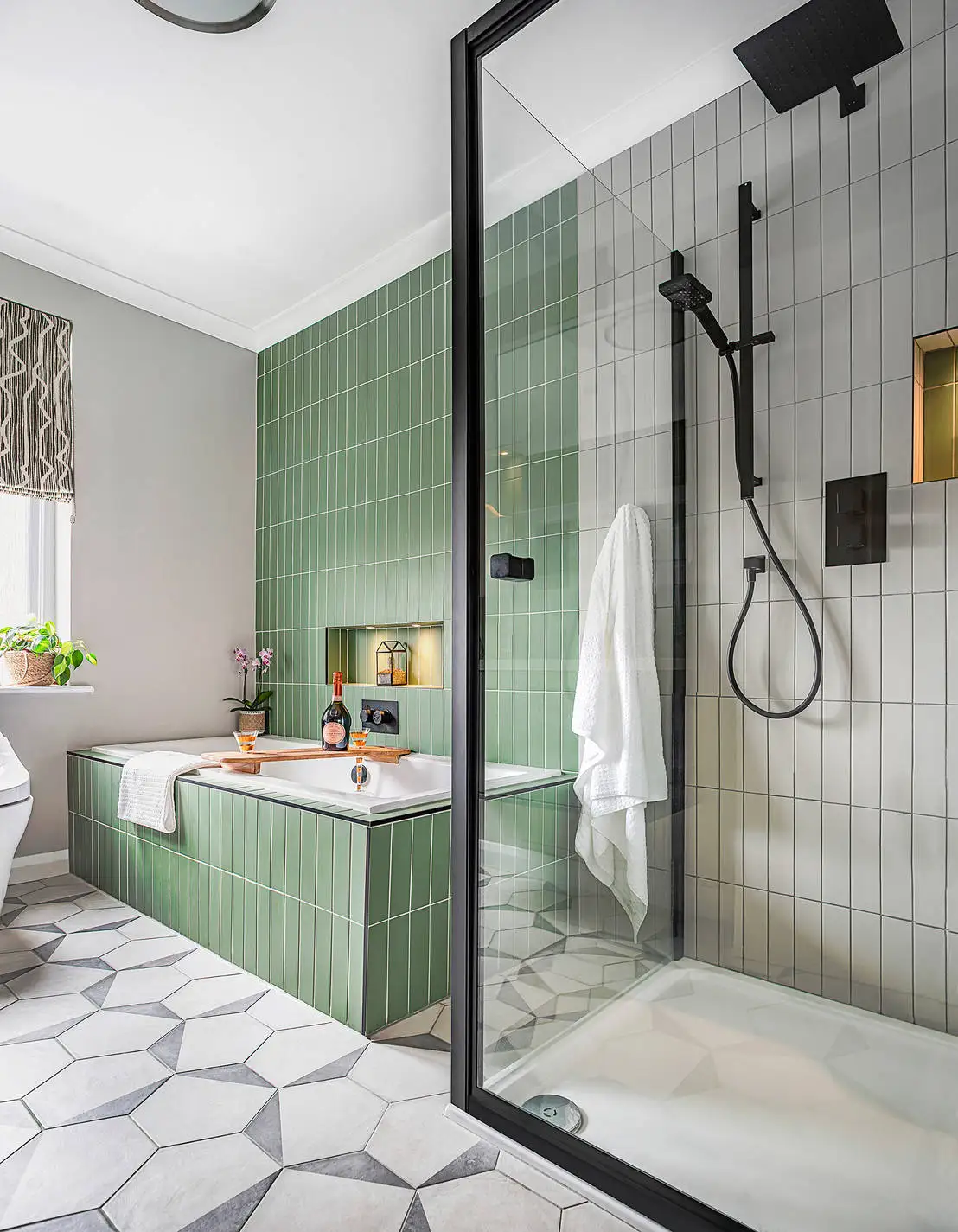 Hotel Sliding Shower Doors Bathroom Enclosure Home Villa Black Aluminum Shower Enclosure Sliding 8mm Glass Shower Door Screen