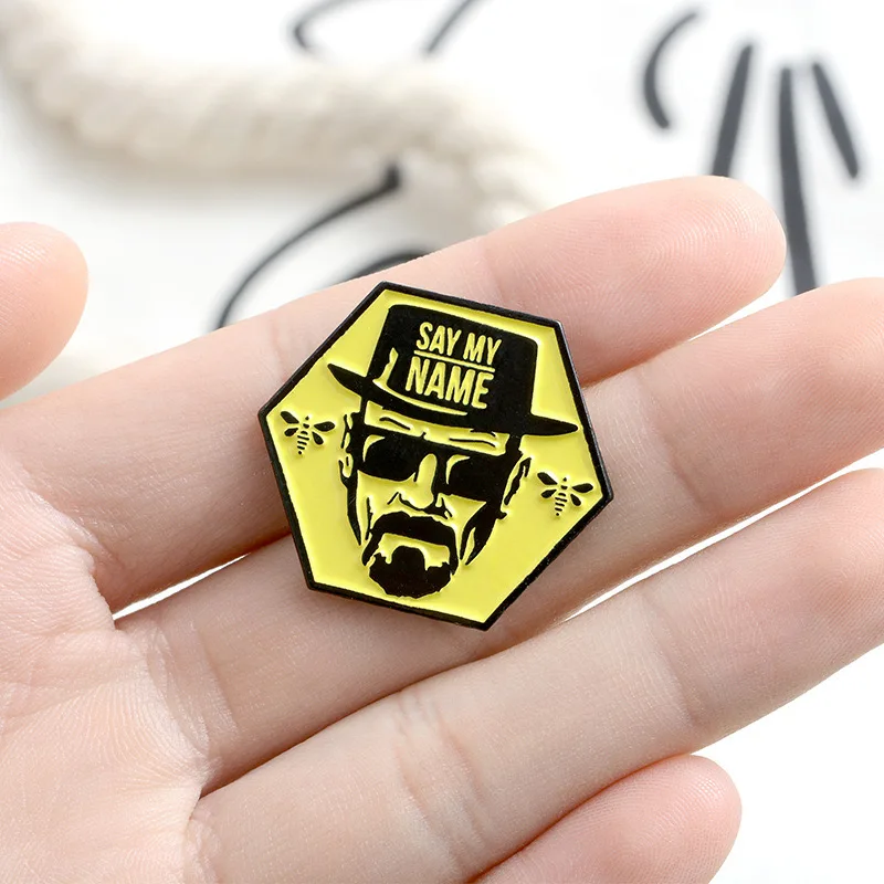 2021 Custom Designed Letters Phrase Enamel Pin Say My Name Fashion Trend Bees for Bag Silk Screen Printing High Quality Badge