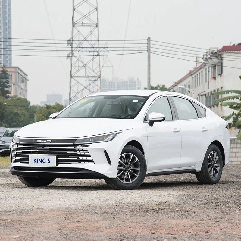 Made in China new energy vehicle BYD king 05 2024 Honor Edition DM-i 55KM Luxury Edition hybrid electric sedan Electrical Car