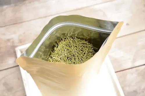 High Quality Herb Tea Flavor Tea 100% Natural Pine Needle Herbal Tea For Sub-health Status