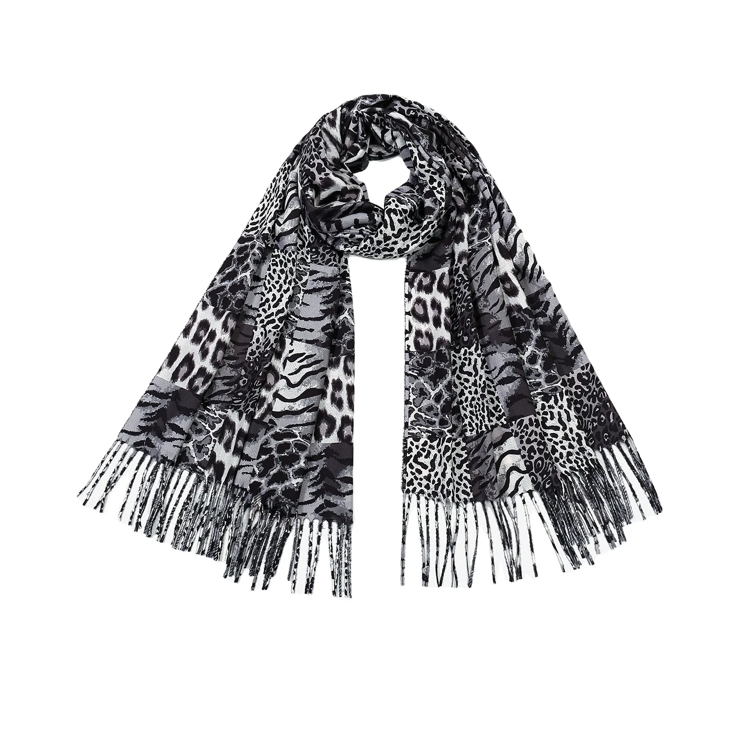 Женский шарф с леопардовым принтом