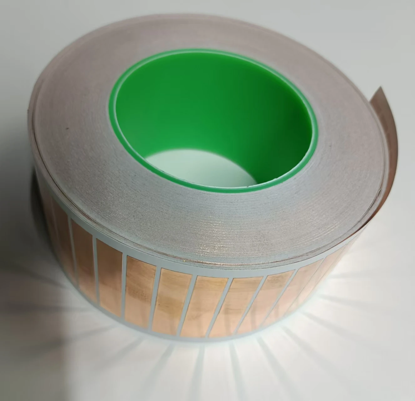 Double Sided Conductive Copper Foil Die-Cutting for Metal Label Use