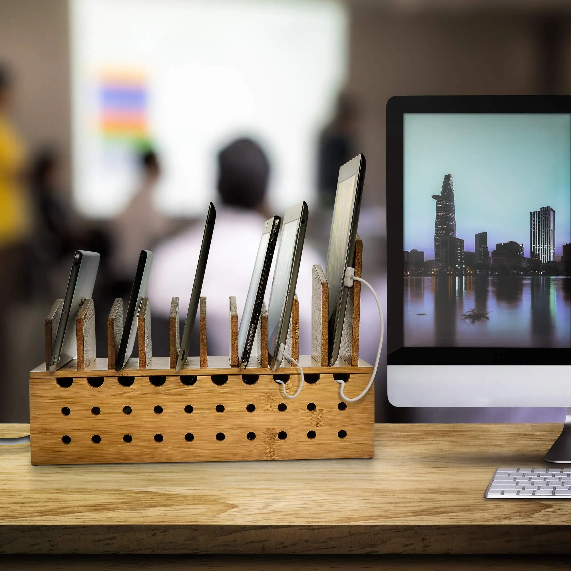 Custom10 Device Bamboo Cell Phone Charging Stations Dock Clutter Organizer Charging Stand Bamboo Wood Table Rack Holder