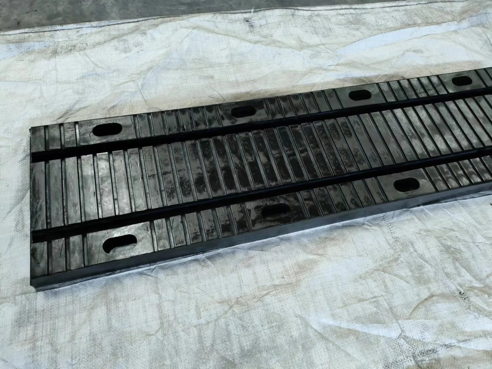 China Supplier Transflex Rubber Bridge Expansion Joint