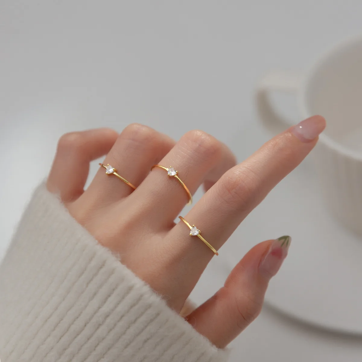 Idun Jewelry S925 Silver Love Heart Diamond Stacking Rings Chic 925 Sterling Silver Heart Shape Cubic Zircon Thin Rings