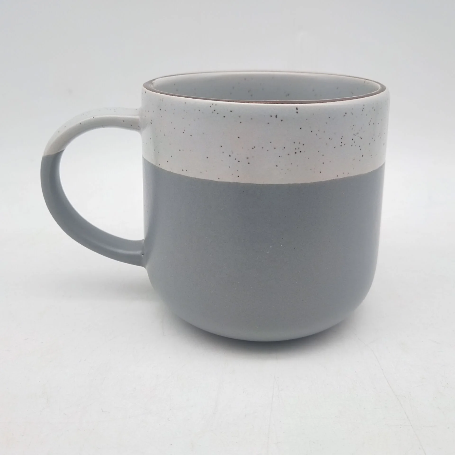 
hot sale wholesale household cheap Europe style grey ceramic dinnerware sets stock sesame spot glaze ceramic tableware set 