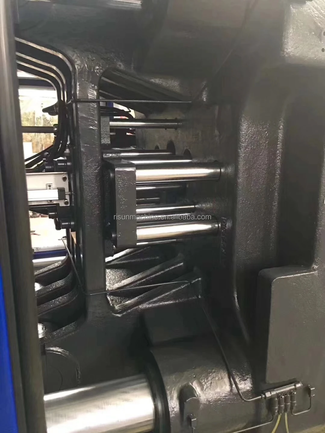 Servo Haitian 470 ton MA4700 used plastic injection molding machine second hand molding machine